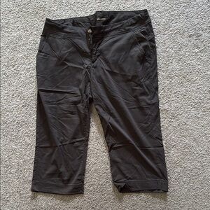 Columbia  Black capris